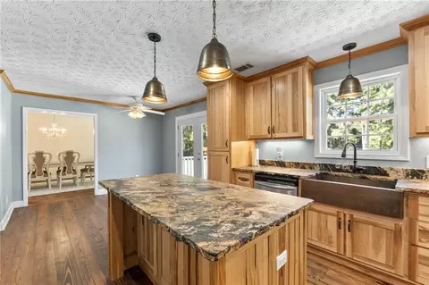 Kitchen - 1927 Highway 16 E, Jackson, GA 30233 photo 3 of 3