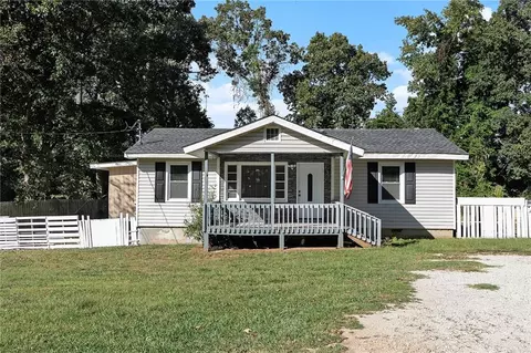 70 Meadowbrook Dr, Mcdonough, GA 30253