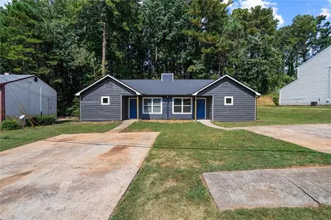 174 Timber Creek Apt 176 Ln SW, Marietta, GA 30060