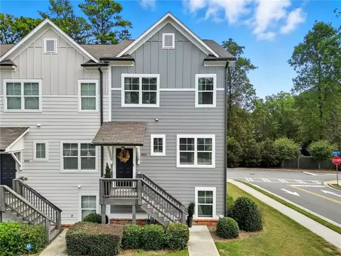 3823 Oxford Cir, Atlanta, GA 30340