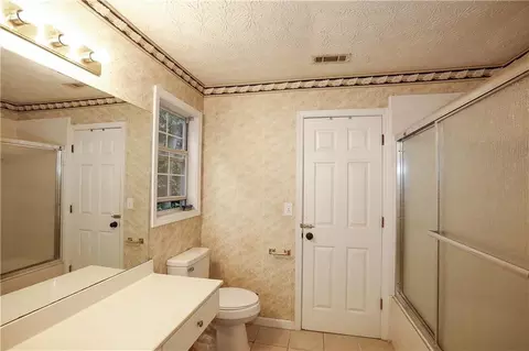 Bath - 4114 Berkeley Mill Close, Duluth, GA 30096 photo 7 of 7