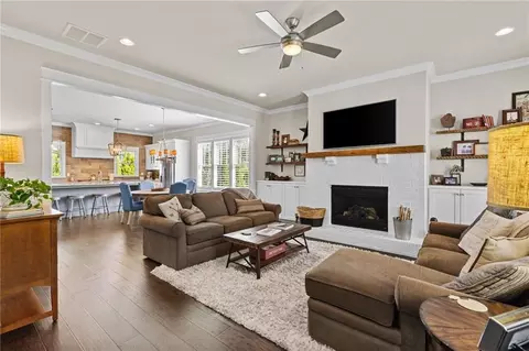 480 S Hill St, Buford, GA 30518 photo 8