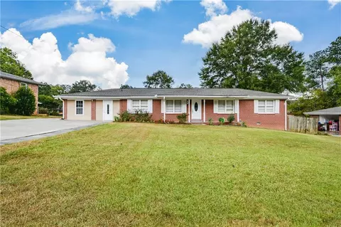 2331 Weslan Dr, Austell, GA 30106