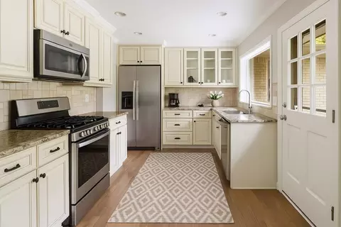 3838 Longview Dr, Chamblee, GA 30341 photo 5