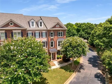 11271 Calypso Dr, Alpharetta, GA 30009