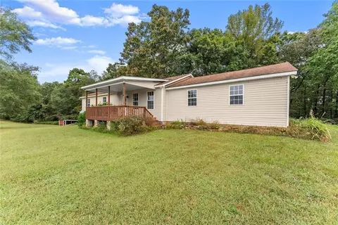 995 Pritchett Rd, Lula, GA 30554