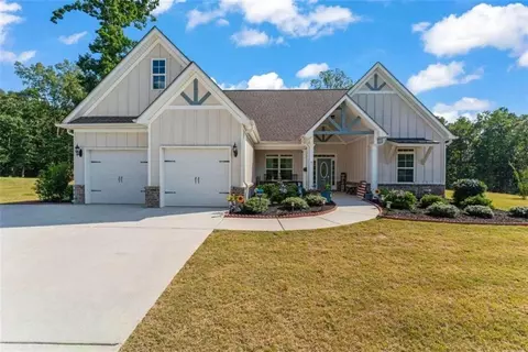 3028 Sarah Ln, Griffin, GA 30224