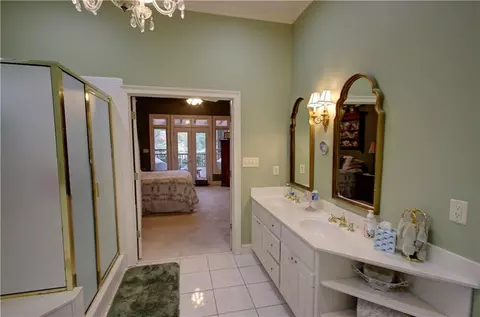 Bath - 6224 Waters Edge Dr, Covington, GA 30014 photo 2 of 9
