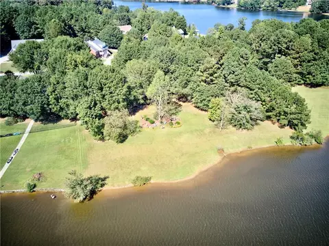 View/Area - 6224 Waters Edge Dr, Covington, GA 30014 photo 6 of 9