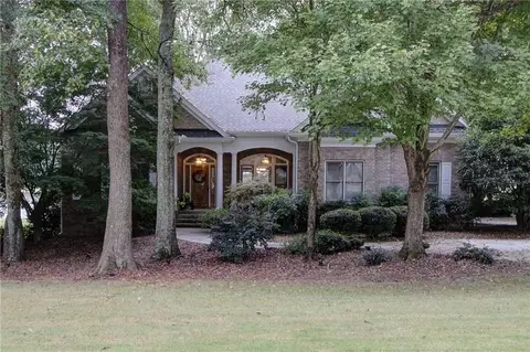 Exterior - 6224 Waters Edge Dr, Covington, GA 30014 photo 25 of 27