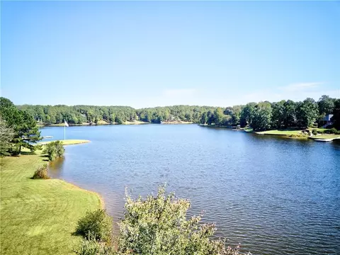 View/Area - 6224 Waters Edge Dr, Covington, GA 30014 photo 7 of 9