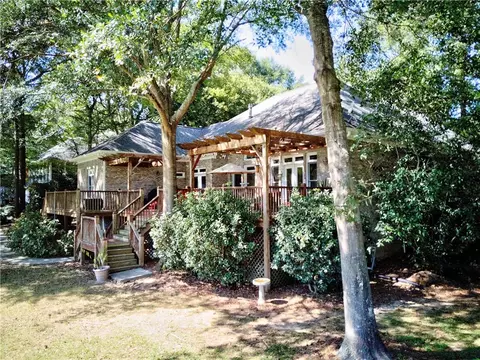 Exterior - 6224 Waters Edge Dr, Covington, GA 30014 photo 6 of 27