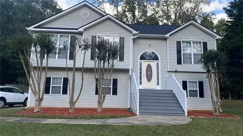 30 Buck Trl, Newnan, GA 30265