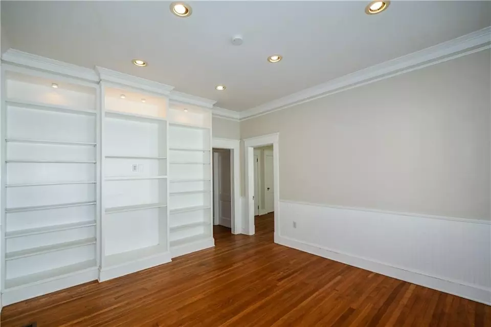 Living - 1285 Oxford Rd NE, Atlanta, GA 30306 photo 9 of 9