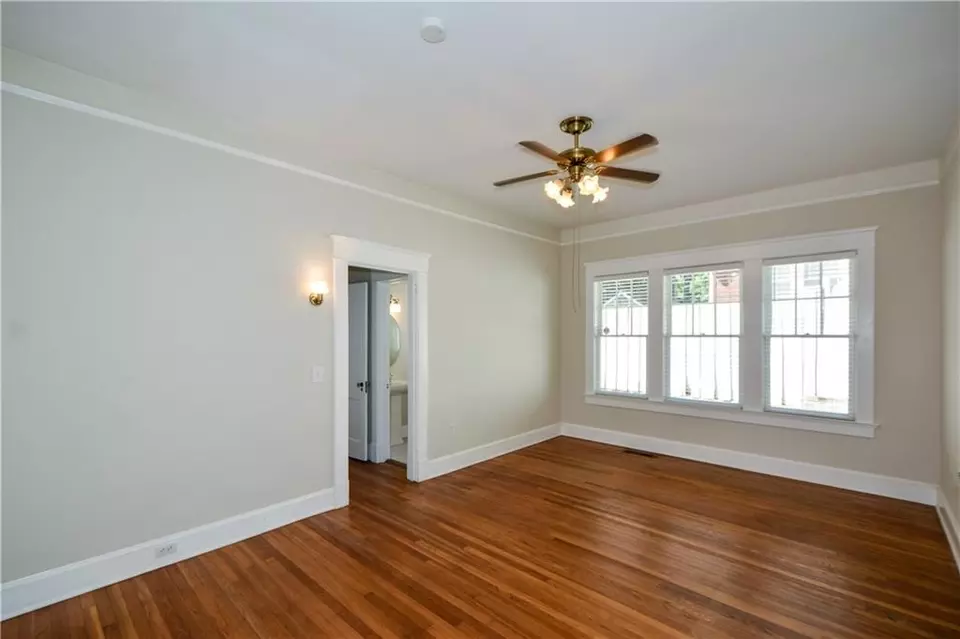Living - 1285 Oxford Rd NE, Atlanta, GA 30306 photo 7 of 9