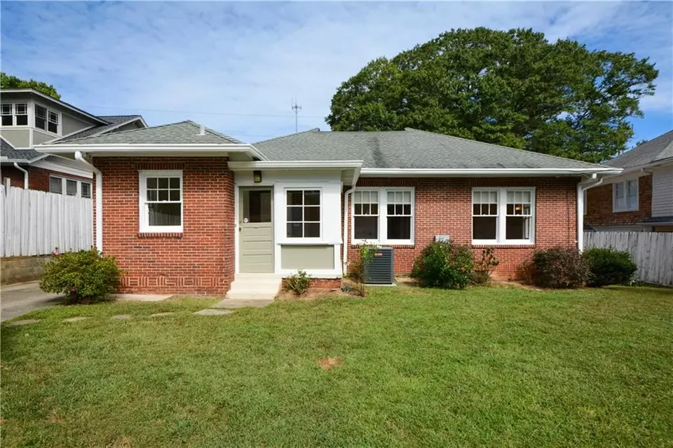 Exterior - 1285 Oxford Rd NE, Atlanta, GA 30306 photo 12 of 19