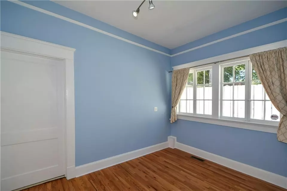 Bedroom - 1285 Oxford Rd NE, Atlanta, GA 30306 photo 3 of 8