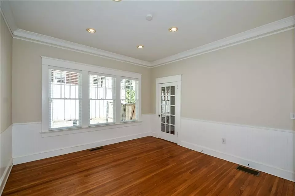 Living - 1285 Oxford Rd NE, Atlanta, GA 30306 photo 8 of 9