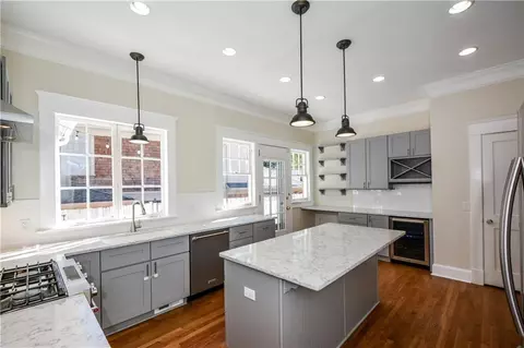Kitchen - 1285 Oxford Rd NE, Atlanta, GA 30306 photo 1 of 5