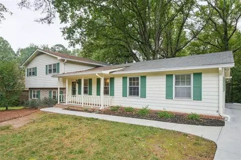 737 Lioness Ct, Stone Mountain, GA 30087