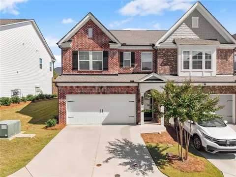 1042 Edwin Ln, Sugar Hill, GA 30518