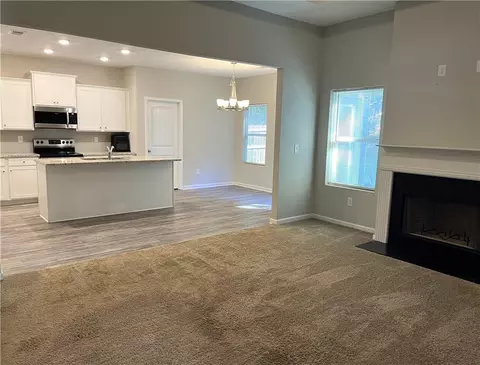 374 Daffodil Dr, Temple, GA 30179 photo 5