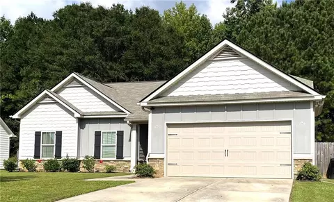 374 Daffodil Dr, Temple, GA 30179