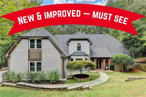 1595 Northcliff Trce, Roswell, GA 30076
