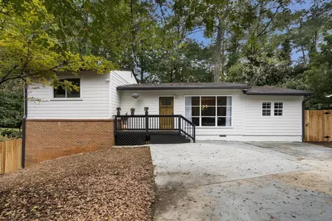 2016 Spring Rd SE, Smyrna, GA 30080