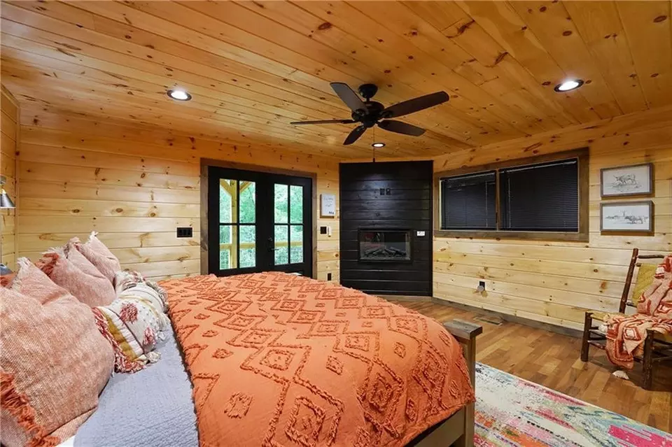Bedroom - 25 Rocky Dam Rd, Epworth, GA 30541 photo 3 of 5
