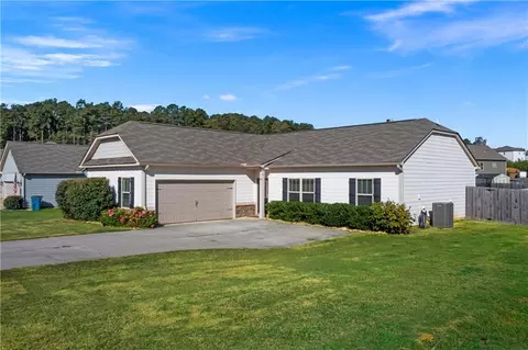 38 Winding Flower Walk, Adairsville, GA 30103