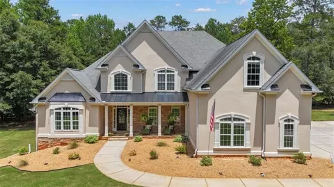 140 Olivia Ct, Fayetteville, GA 30215