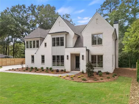 125 Spring Dr, Roswell, GA 30075