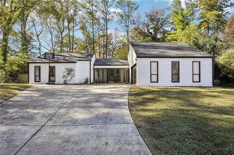 2411 Hidden Hills Dr, Marietta, GA 30066