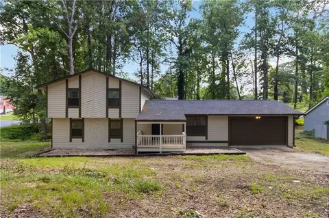 770 Four Winds Ln, Jonesboro, GA 30238