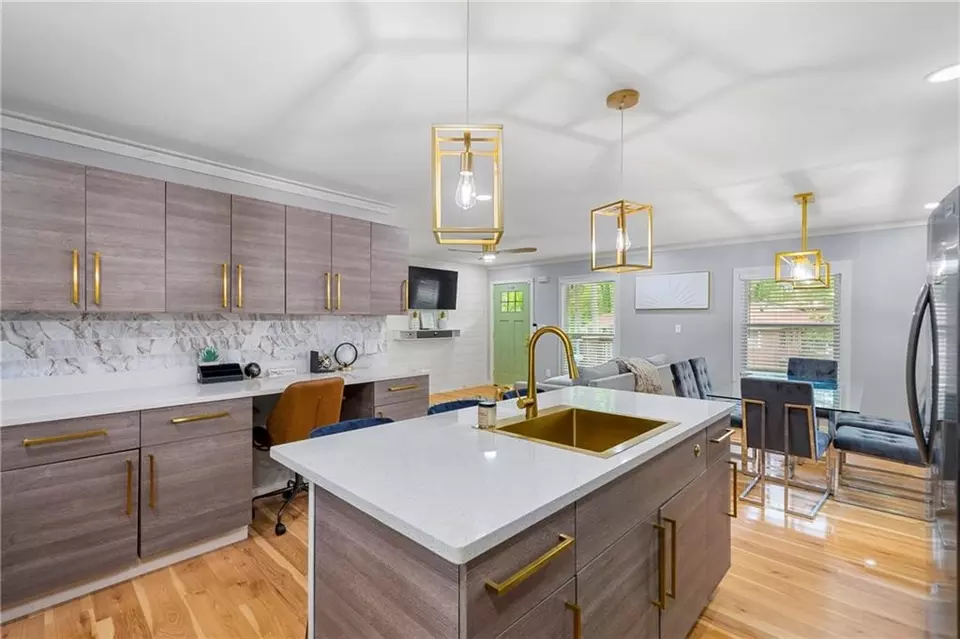 Kitchen - 3590 Bolfair Dr NW, Atlanta, GA 30331 photo 3 of 4