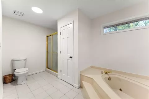 Bath - 3314 Mcclure Bridge Rd, Duluth, GA 30096 photo 6 of 6