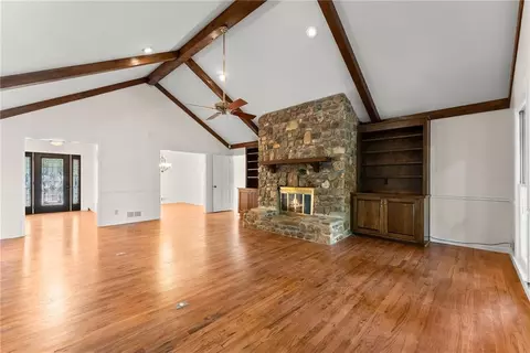 Living - 3314 Mcclure Bridge Rd, Duluth, GA 30096 photo 2 of 4