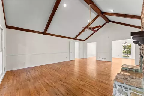 Living - 3314 Mcclure Bridge Rd, Duluth, GA 30096 photo 3 of 4