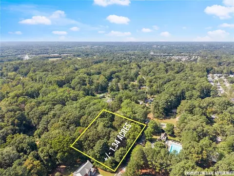 View/Area - 3314 Mcclure Bridge Rd, Duluth, GA 30096 photo 2 of 4