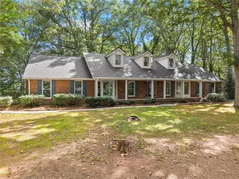 Exterior - 3314 Mcclure Bridge Rd, Duluth, GA 30096 photo 1 of 20