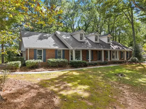 Exterior - 3314 Mcclure Bridge Rd, Duluth, GA 30096 photo 2 of 20