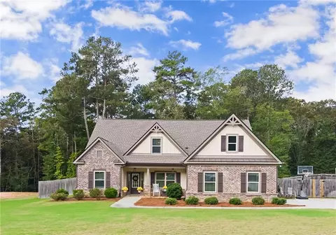 1235 Fairwinds Dr, Loganville, GA 30052