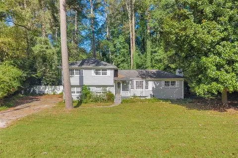 641 Favorwood Dr SW, Marietta, GA 30060