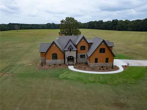 5187 Parkview Dr, Social Circle, GA 30025