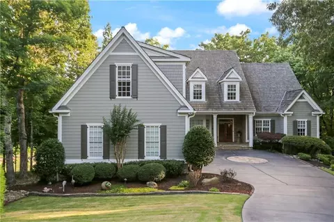 824 Night Fire Dr, Dawsonville, GA 30534