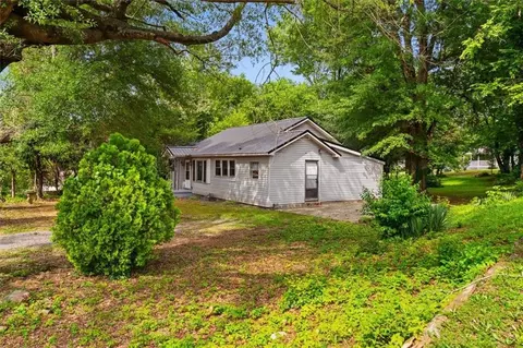 1815 City View St, Dalton, GA 30720