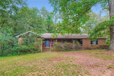 642 Sheppard Rd, Stone Mountain, GA 30083
