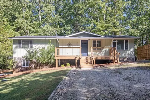 3115 Chimney Cove Ln, Cumming, GA 30041