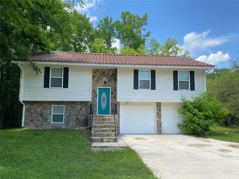 285 Taylor Rd, Jackson, GA 30233